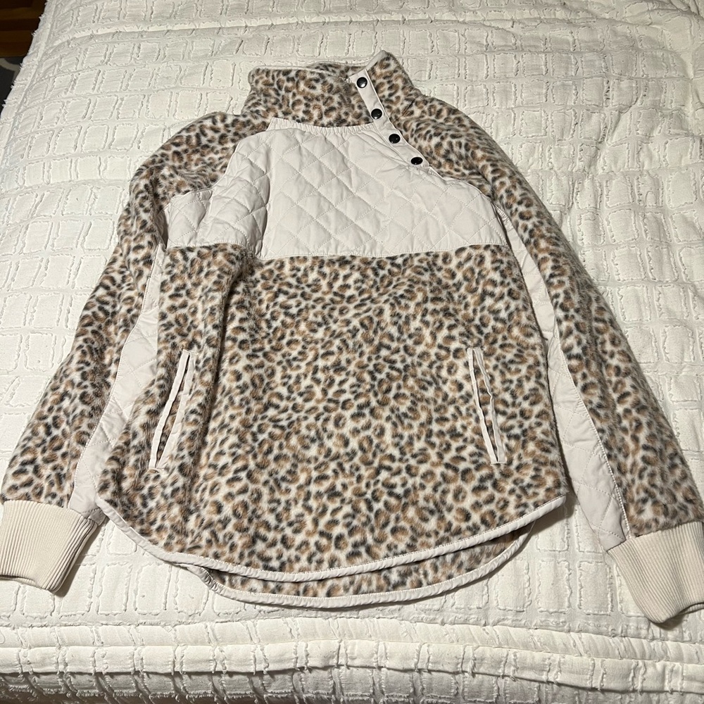 Abercrombie and Fitch Asymmetrical Snap-Up Fleece